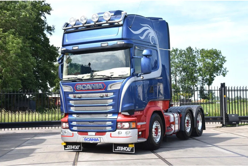 Scania R520 V8 TL 6x2/4MNB - RETARDER - FULL AIR - PARK. AIRCO - 2 x FUEL TANKS - ALCOA DURA BRIGHT - GOOD CONDITION - - Tahač: obrázek 2 Scania R520 V8 TL 6x2/4MNB - RETARDER - FULL AIR - PARK. AIRCO - 2 x FUEL TANKS - ALCOA DURA BRIGHT - GOOD CONDITION - - Tahač: obrázek 2