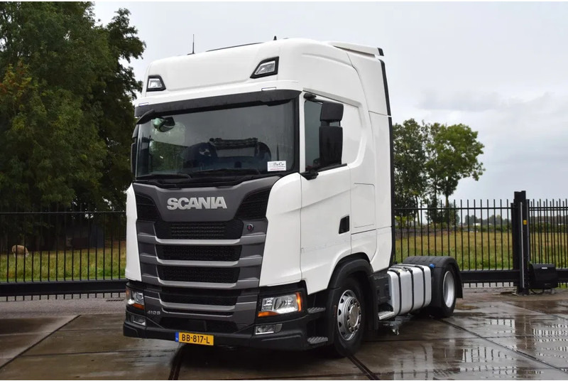 Scania S410 NGS 4x2EB MEGA 95 cm or 103 cm driving height - RETARDER - 665 TKM - FULL AIR - PARK. AIRCO - LEATHER SEATS - 2 x FUEL TANK - Tahač: obrázek 2 Scania S410 NGS 4x2EB MEGA 95 cm or 103 cm driving height - RETARDER - 665 TKM - FULL AIR - PARK. AIRCO - LEATHER SEATS - 2 x FUEL TANK - Tahač: obrázek 2