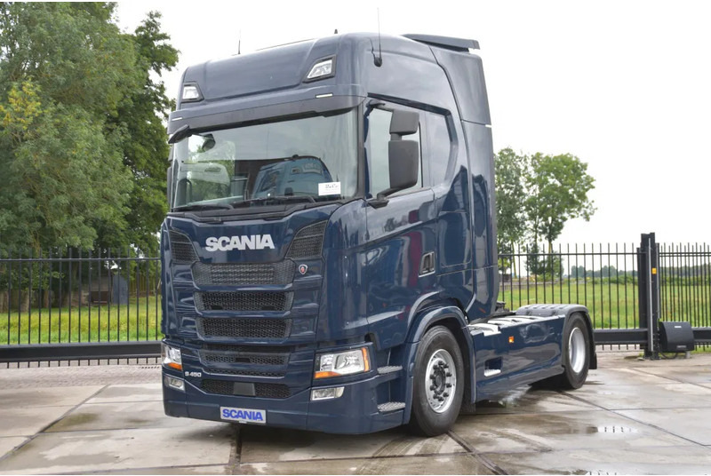 Scania S450 NGS 4x2NB - FULL AIR - RETARDER - ACC - PARK. AIRCO - 2 x FUEL TANKS - TOP CONDITION - - Tahač: obrázek 2 Scania S450 NGS 4x2NB - FULL AIR - RETARDER - ACC - PARK. AIRCO - 2 x FUEL TANKS - TOP CONDITION - - Tahač: obrázek 2