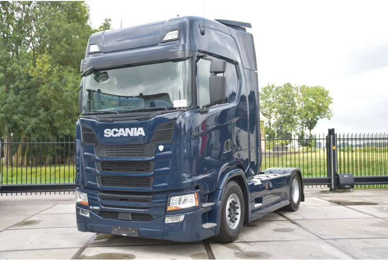 Scania S450 NGS 4x2NB - FULL AIR - RETARDER - ACC - PARK. AIRCO - 2 x FUEL TANKS - TOP CONDITION - - Tahač: obrázek 2 Scania S450 NGS 4x2NB - FULL AIR - RETARDER - ACC - PARK. AIRCO - 2 x FUEL TANKS - TOP CONDITION - - Tahač: obrázek 2