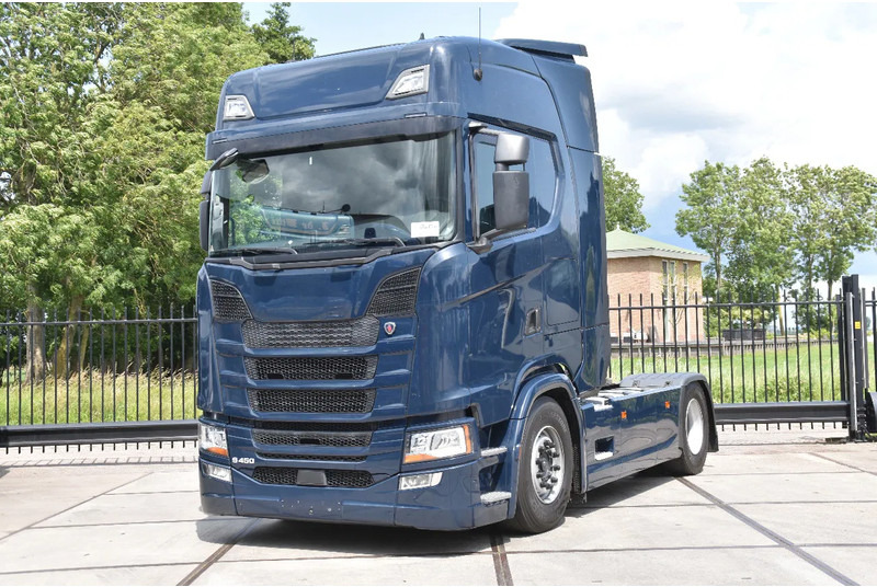 Scania S450 NGS 4x2NB - RETARDER - 746 TKM - FULL AIR - AIRCO - 2 x FUEL TANKS - TOP CONDITION - - Tahač: obrázek 2 Scania S450 NGS 4x2NB - RETARDER - 746 TKM - FULL AIR - AIRCO - 2 x FUEL TANKS - TOP CONDITION - - Tahač: obrázek 2