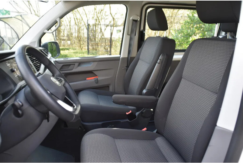 Volkswagen Transporter 2.0 TDI - 110 KW - ONLY 10 TKM - AUT. GEARBOX - NAVI - CAMERA - SLIDING DOOR - LIKE NEW !! - Malá dodávka, Dodávka s dvojitou kabinou: obrázek 4 Volkswagen Transporter 2.0 TDI - 110 KW - ONLY 10 TKM - AUT. GEARBOX - NAVI - CAMERA - SLIDING DOOR - LIKE NEW !! - Malá dodávka, Dodávka s dvojitou kabinou: obrázek 4