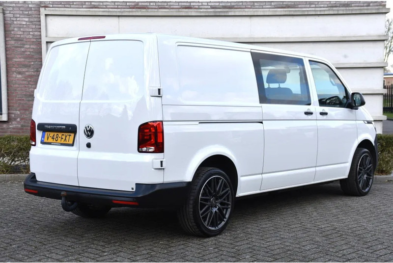 Volkswagen Transporter 2.0 TDI - 110 KW - ONLY 10 TKM - AUT. GEARBOX - NAVI - CAMERA - SLIDING DOOR - LIKE NEW !! - Malá dodávka, Dodávka s dvojitou kabinou: obrázek 3 Volkswagen Transporter 2.0 TDI - 110 KW - ONLY 10 TKM - AUT. GEARBOX - NAVI - CAMERA - SLIDING DOOR - LIKE NEW !! - Malá dodávka, Dodávka s dvojitou kabinou: obrázek 3