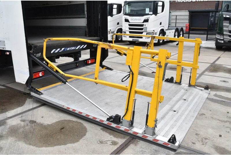 Volvo FL 280 4x2 + BOX - 163 TKM - AIRCO - DOUBLE CARGOFLOOR - ELEVATOR - REMOTE CONTROL - CAMERA - - Skříňový nákladní auto: obrázek 4 Volvo FL 280 4x2 + BOX - 163 TKM - AIRCO - DOUBLE CARGOFLOOR - ELEVATOR - REMOTE CONTROL - CAMERA - - Skříňový nákladní auto: obrázek 4