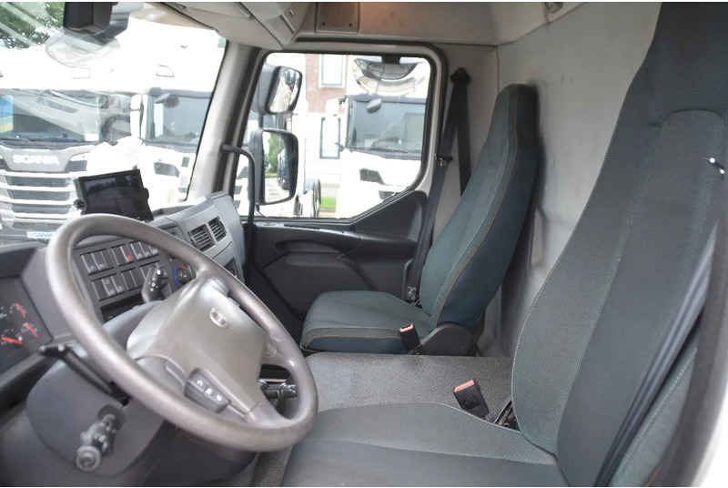 Volvo FL 280 4x2 + BOX - 294 TKM - AIRCO - DOUBLE CARGOFLOOR - ELEVATOR - REMOTE CONTROL - CAMERA - - Skříňový nákladní auto: obrázek 5 Volvo FL 280 4x2 + BOX - 294 TKM - AIRCO - DOUBLE CARGOFLOOR - ELEVATOR - REMOTE CONTROL - CAMERA - - Skříňový nákladní auto: obrázek 5