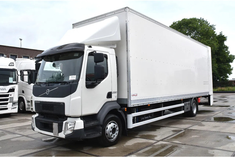 Volvo FL 280 4x2 + BOX - 294 TKM - AIRCO - DOUBLE CARGOFLOOR - ELEVATOR - REMOTE CONTROL - CAMERA - - Skříňový nákladní auto: obrázek 1 Volvo FL 280 4x2 + BOX - 294 TKM - AIRCO - DOUBLE CARGOFLOOR - ELEVATOR - REMOTE CONTROL - CAMERA - - Skříňový nákladní auto: obrázek 1