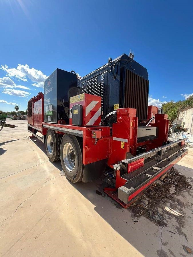 Morbark FLAIL 223 - Lesní technika: obrázek 3 Morbark FLAIL 223 - Lesní technika: obrázek 3