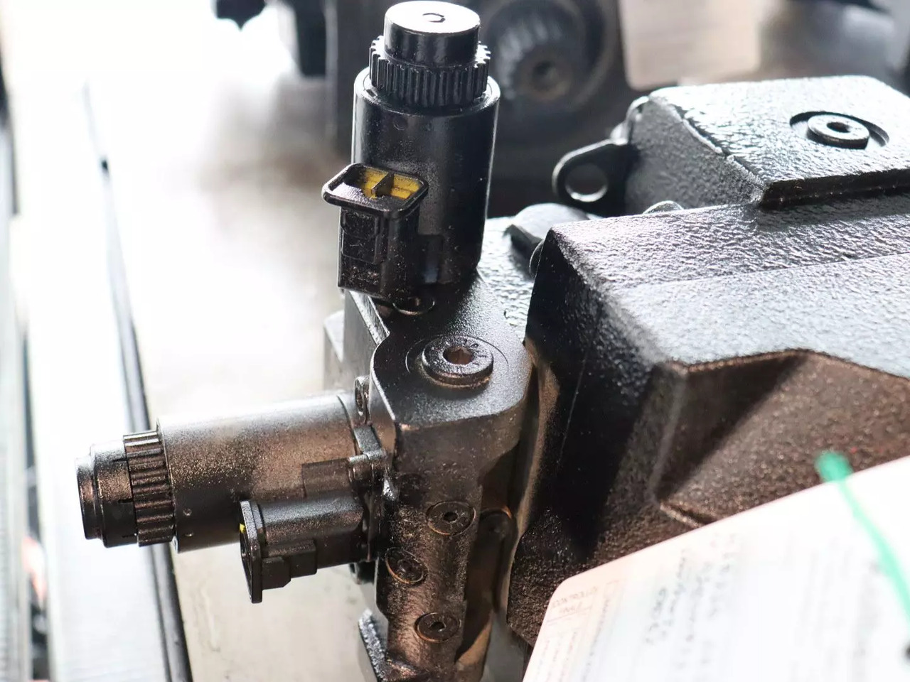 DANFOSS / SAUER H1B110-AK1-K1-NCRADNJNNA10NN027N25NNN - Hydraulický motor pro Stavební technika: obrázek 2 DANFOSS / SAUER H1B110-AK1-K1-NCRADNJNNA10NN027N25NNN - Hydraulický motor pro Stavební technika: obrázek 2