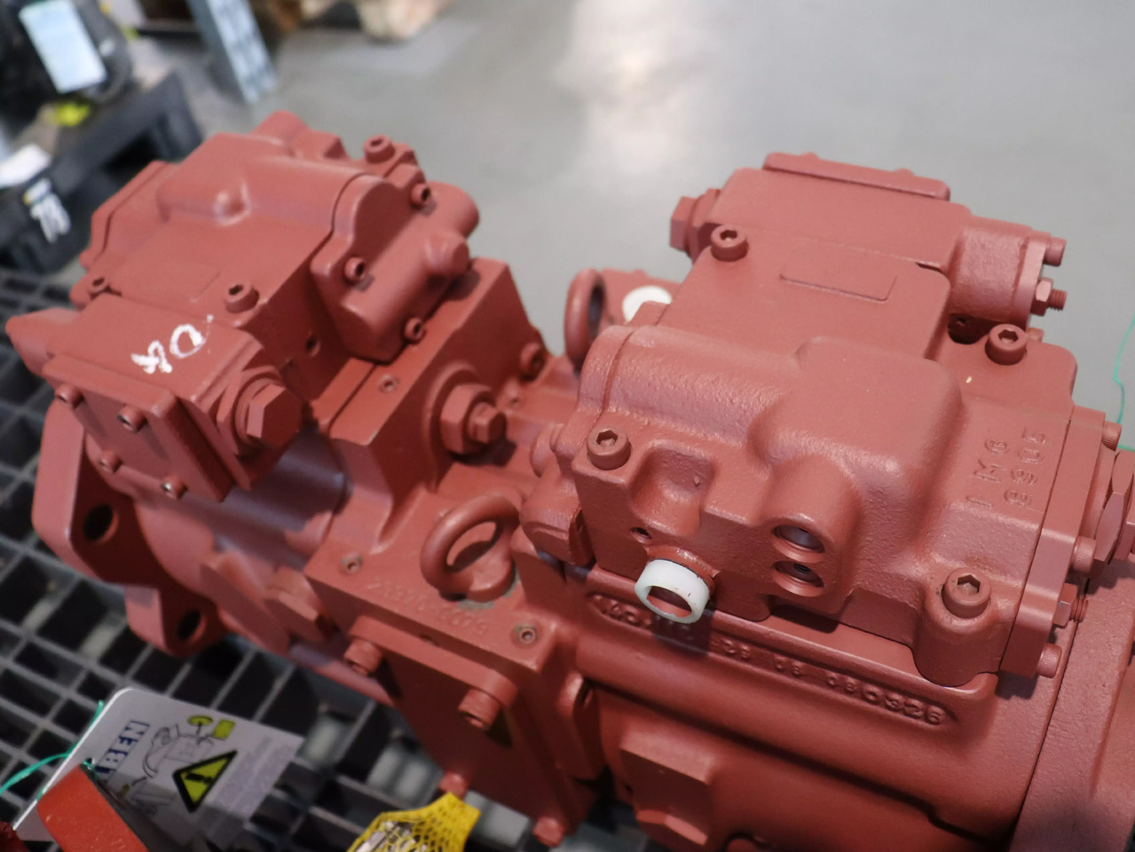 KAWASAKI K5V140DTP1A1R6NOA1 - Hydraulický motor pro Stavební technika: obrázek 4 KAWASAKI K5V140DTP1A1R6NOA1 - Hydraulický motor pro Stavební technika: obrázek 4