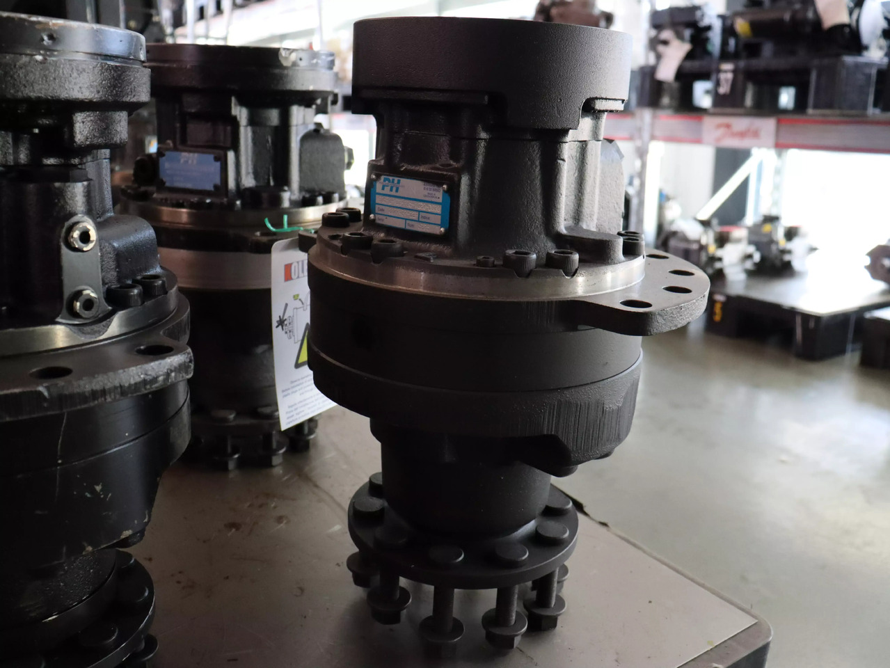 POCLAIN MS05-0-133-F05-1G20-DG00 - Hydraulický motor pro Stavební technika: obrázek 2 POCLAIN MS05-0-133-F05-1G20-DG00 - Hydraulický motor pro Stavební technika: obrázek 2