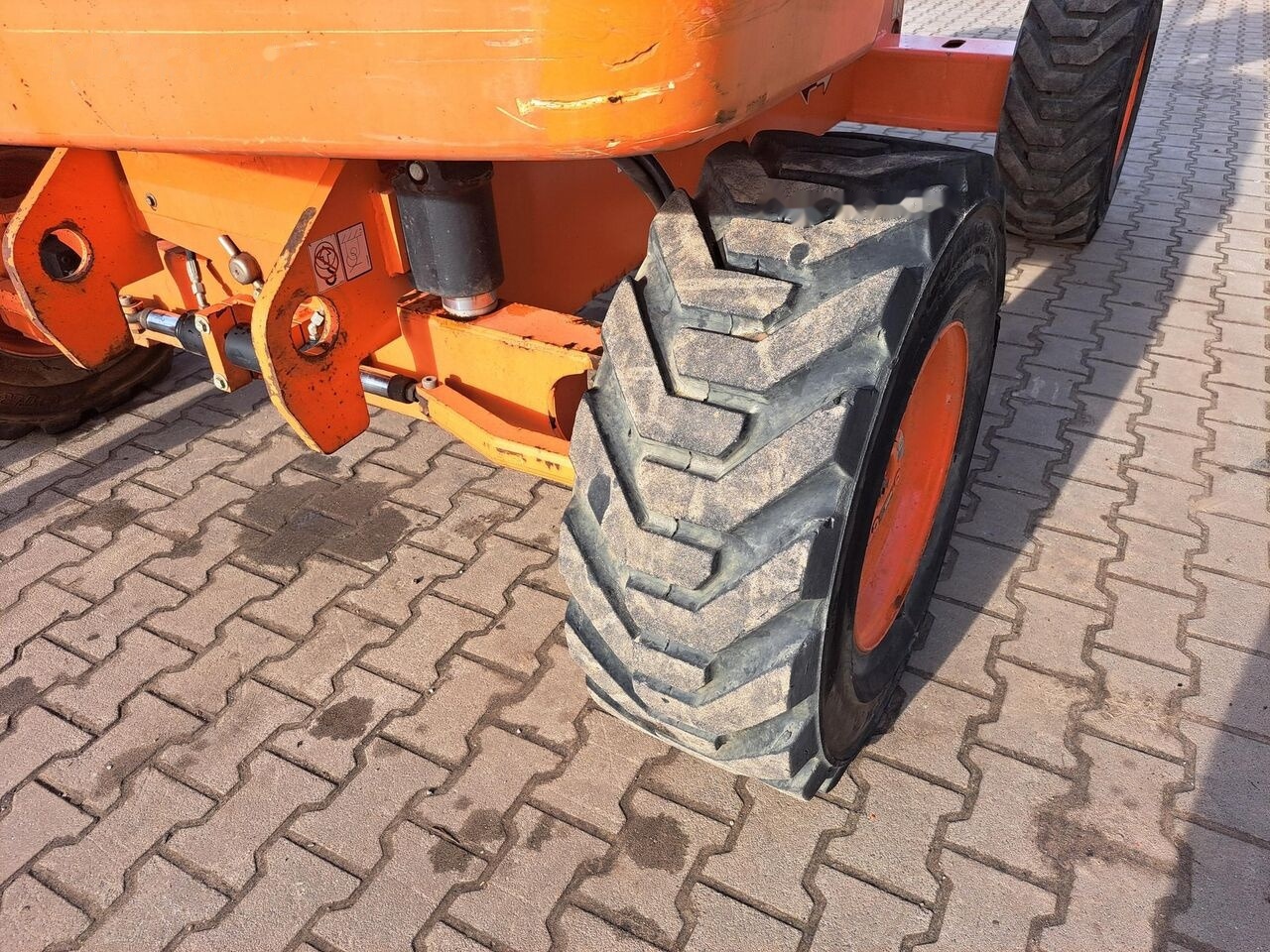 Teleskopická plošina JLG 460sj: obrázek 20