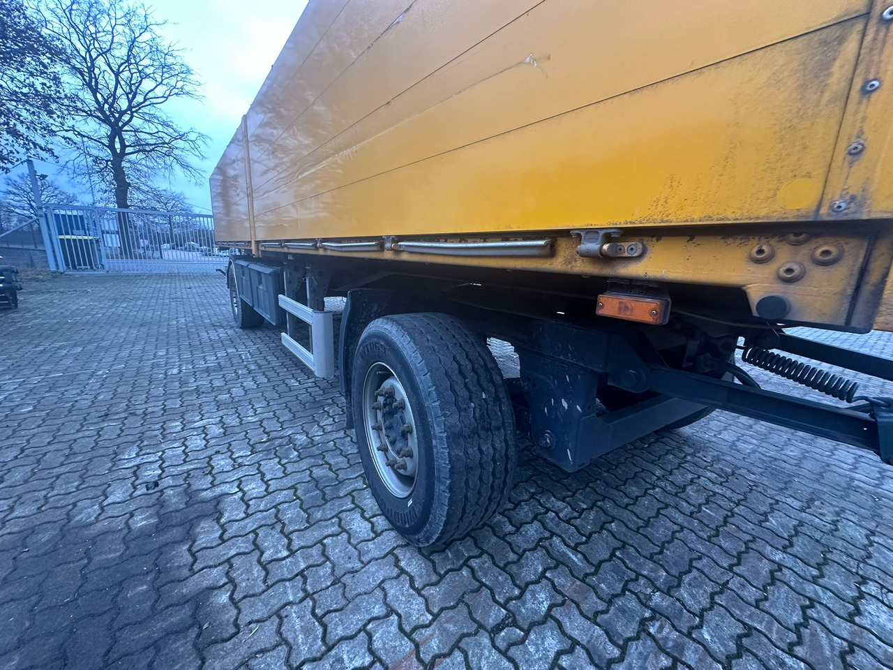 IVECO STRALIS 420 truck open box with TEREX loading crane 290.2E-A3 - Hákový nosič kontejnerů, Auto s hydraulickou rukou: obrázek 5 IVECO STRALIS 420 truck open box with TEREX loading crane 290.2E-A3 - Hákový nosič kontejnerů, Auto s hydraulickou rukou: obrázek 5