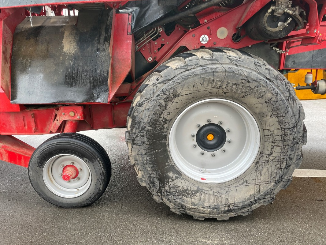 Grimme EVO 280 ClodSep mit Triebachse - Kombajn: obrázek 5 Grimme EVO 280 ClodSep mit Triebachse - Kombajn: obrázek 5