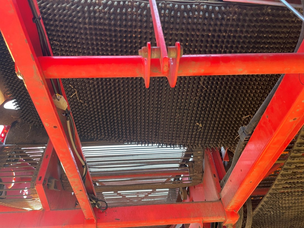 Grimme SE 75-30/40 - Kombajn: obrázek 5 Grimme SE 75-30/40 - Kombajn: obrázek 5