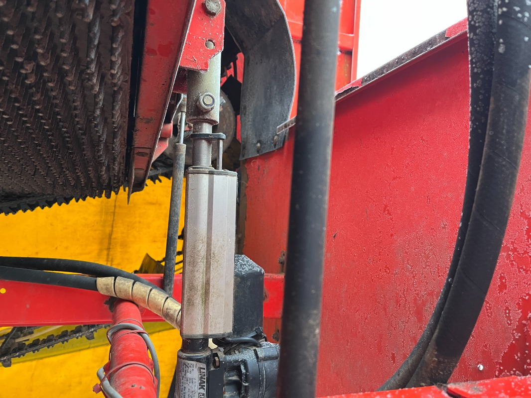 Grimme SE 75-40-UB - Kombajn: obrázek 5 Grimme SE 75-40-UB - Kombajn: obrázek 5