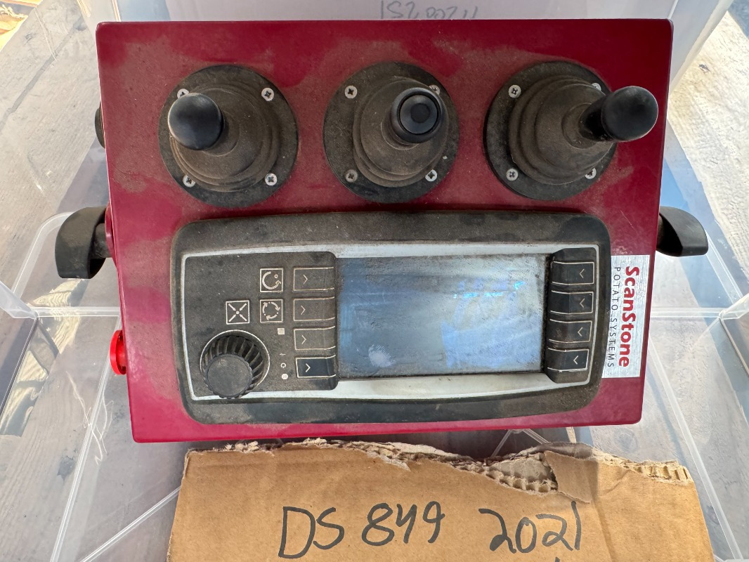 Scanstone 4215 WDH - Bramborový kombajn: obrázek 2 Scanstone 4215 WDH - Bramborový kombajn: obrázek 2