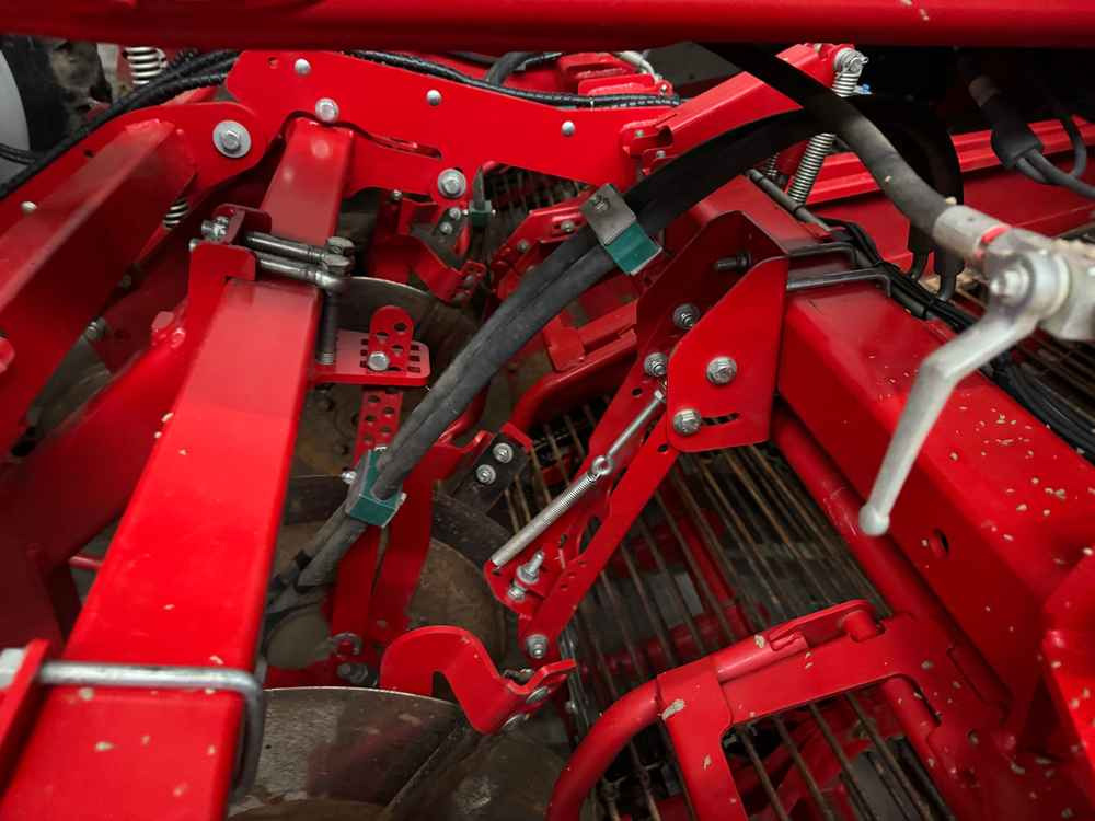 Baselier HFT8LKB730 2LKB220 - Kombajn: obrázek 3 Baselier HFT8LKB730 2LKB220 - Kombajn: obrázek 3