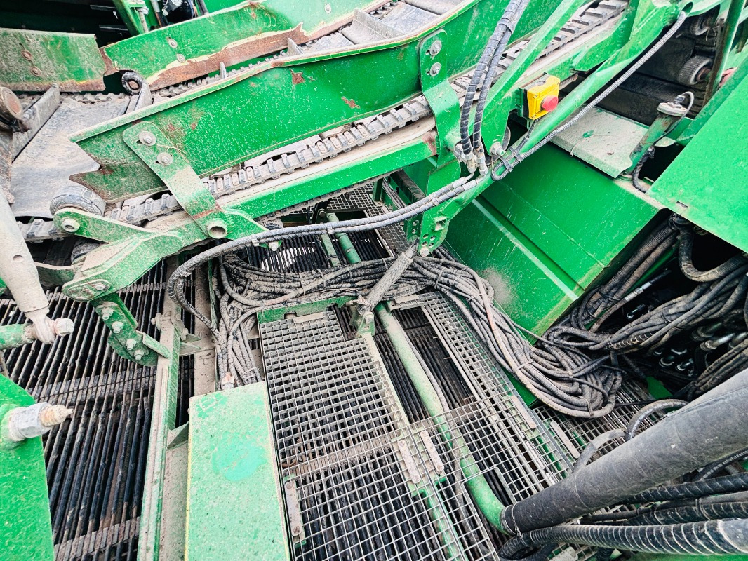 Kombajn POUCHAIN PAP 475: obrázek 20 Kombajn POUCHAIN PAP 475: obrázek 20