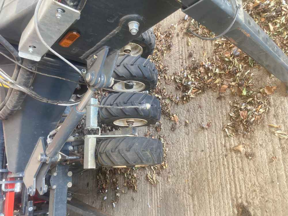 Dewulf Dewulf MS 2000,B.V S1A, 2 Row, Potato, Belt Planter - Kombajn: obrázek 5 Dewulf Dewulf MS 2000,B.V S1A, 2 Row, Potato, Belt Planter - Kombajn: obrázek 5