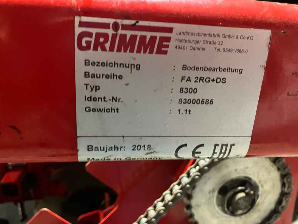 Grimme Grimme FA / FDS, Front Mounted Fertiliser Aplicator - Kombajn: obrázek 4 Grimme Grimme FA / FDS, Front Mounted Fertiliser Aplicator - Kombajn: obrázek 4
