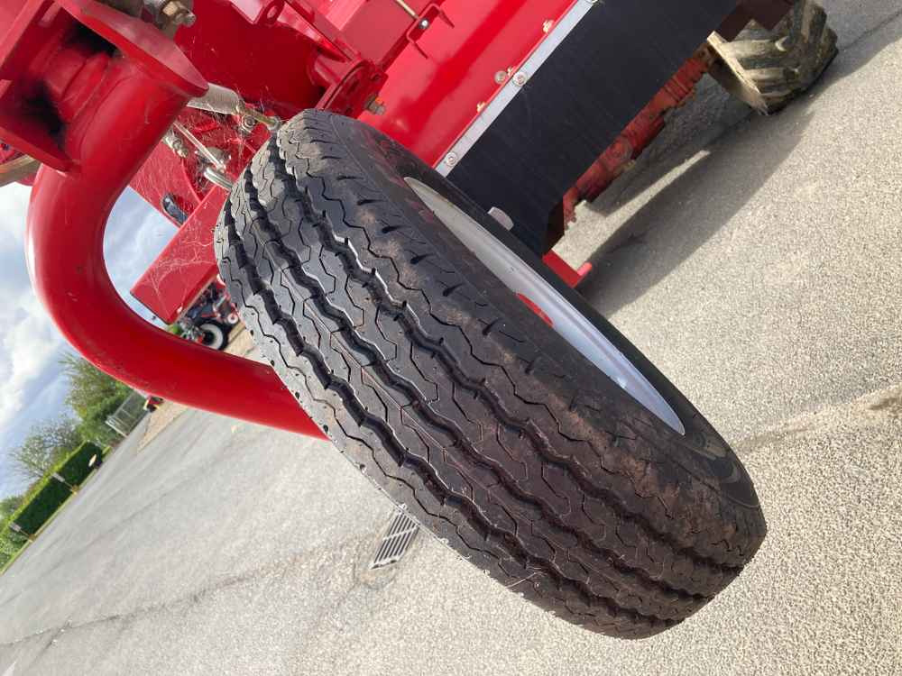 Grimme Grimme HT 210 Front Mounted Self-Propelled Topper - Kombajn: obrázek 3 Grimme Grimme HT 210 Front Mounted Self-Propelled Topper - Kombajn: obrázek 3
