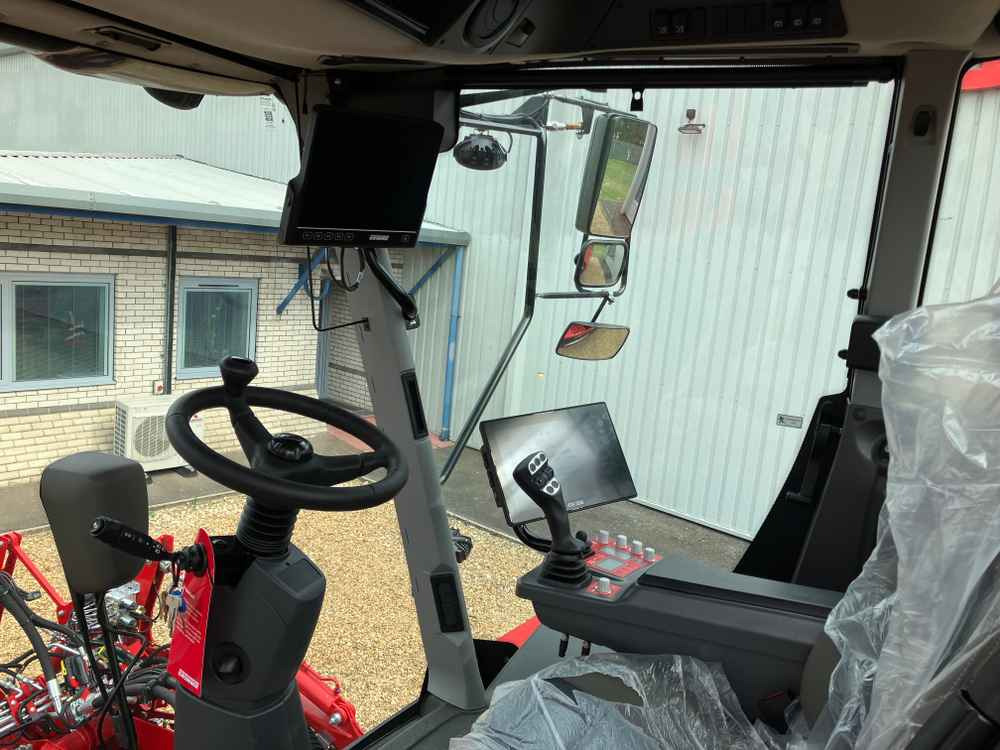 Grimme REXOR 6200 - Stroj na obdělávání půdy: obrázek 2 Grimme REXOR 6200 - Stroj na obdělávání půdy: obrázek 2