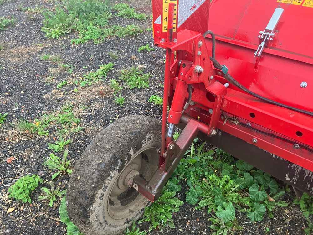 Grimme TOPPA 800 COMBI - Kombajn: obrázek 4 Grimme TOPPA 800 COMBI - Kombajn: obrázek 4