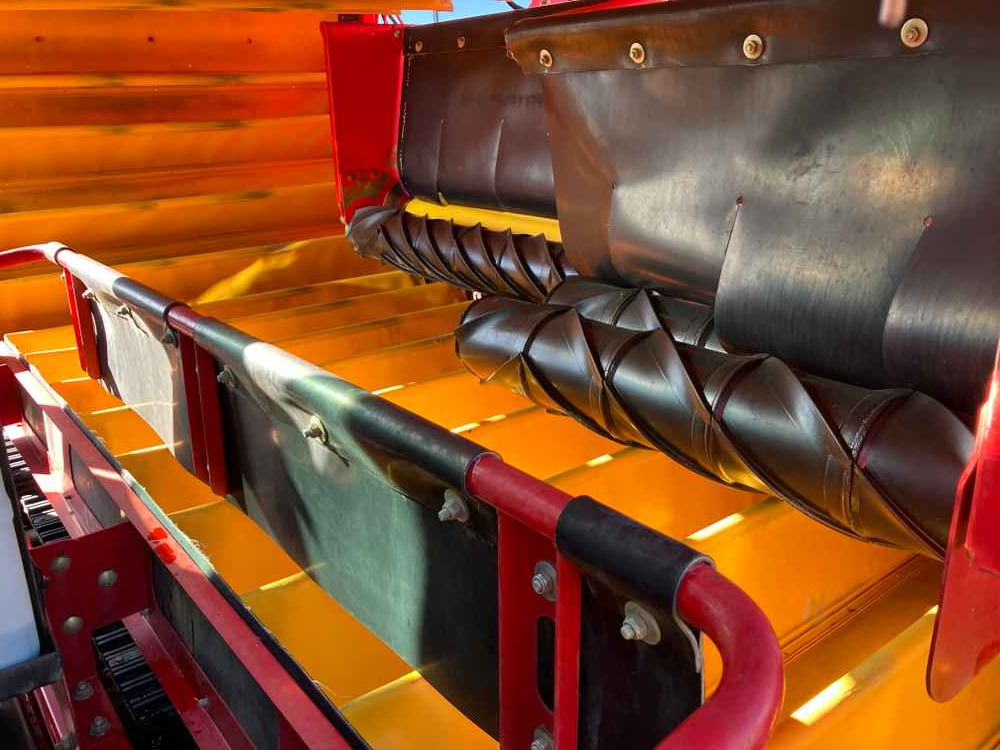 Grimme Varitron 220, 2 Row, Self-Propelled Potato Harvester - Kombajn: obrázek 2 Grimme Varitron 220, 2 Row, Self-Propelled Potato Harvester - Kombajn: obrázek 2