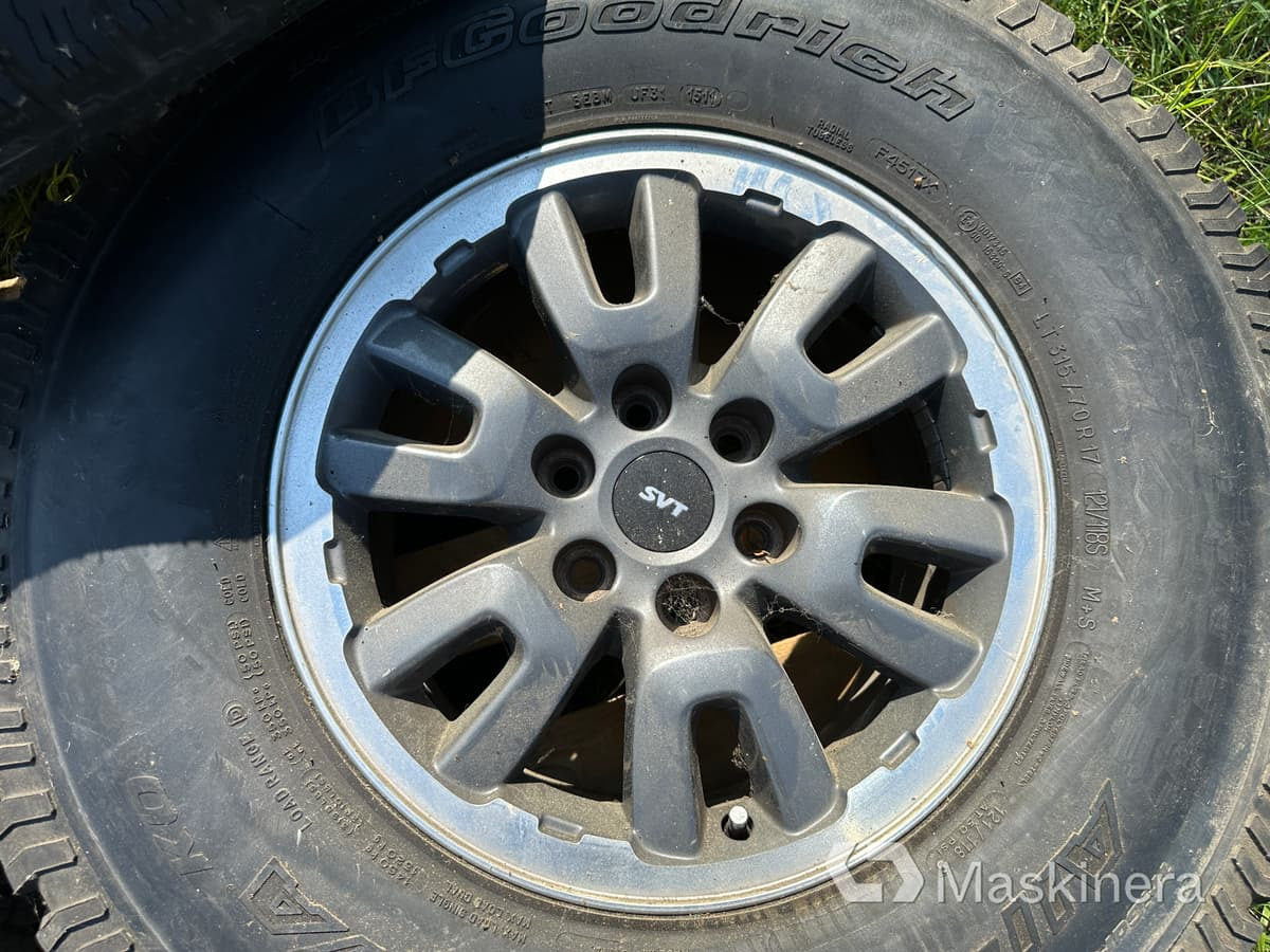 Pneumatiky a ráfky pro Pick-up 4st SVT Lightning fälgar med däck till Ford Raptor: obrázek 16