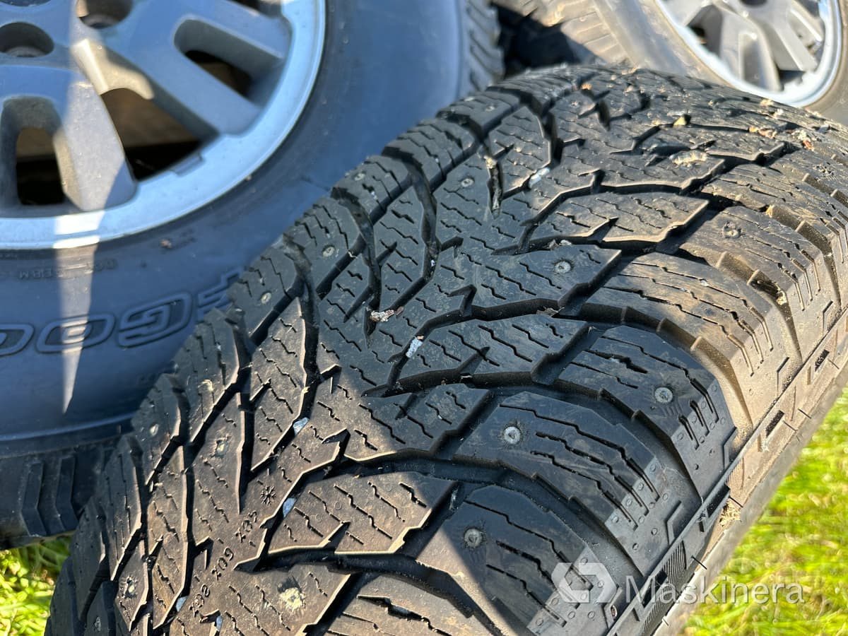 Pneumatiky a ráfky pro Pick-up 4st SVT Lightning fälgar med däck till Ford Raptor: obrázek 11