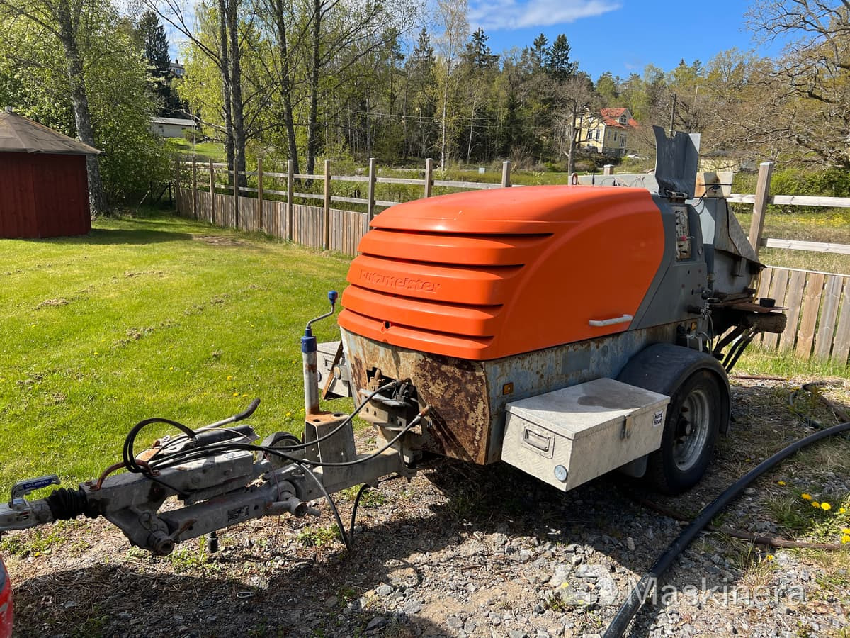 Betongpump Släpvagn Putzmeister P718 - Stacionární čerpadlo betonu: obrázek 1 Betongpump Släpvagn Putzmeister P718 - Stacionární čerpadlo betonu: obrázek 1