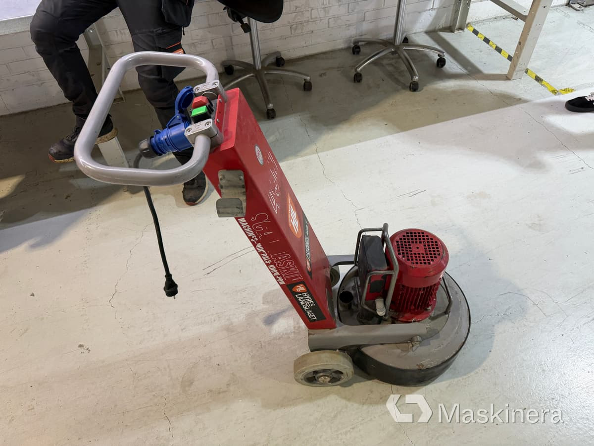 Betongslip Scanmaskin Scan Combiflex 450 - Stavební zařízení: obrázek 4 Betongslip Scanmaskin Scan Combiflex 450 - Stavební zařízení: obrázek 4