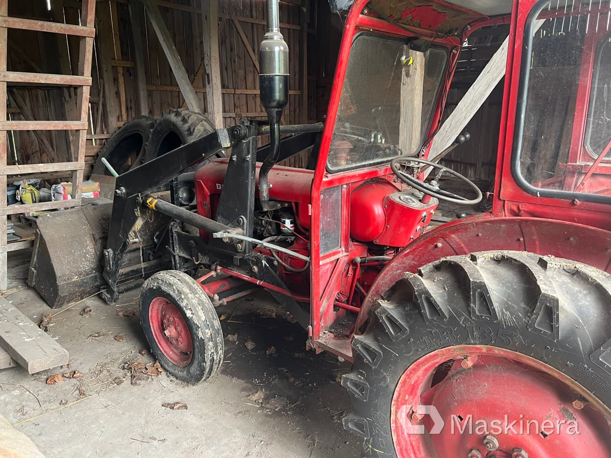Bolinder Munktell 320 Traktor Volvo BM 320 med lastare - Traktor: obrázek 3 Bolinder Munktell 320 Traktor Volvo BM 320 med lastare - Traktor: obrázek 3