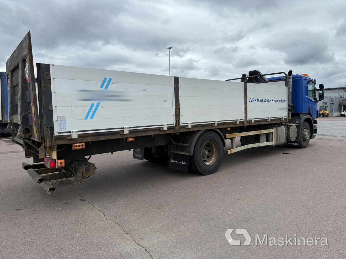 Brädgårdsbil med kran Scania P320 - Nákladní automobil valníkový/ Plošinový, Auto s hydraulickou rukou: obrázek 5 Brädgårdsbil med kran Scania P320 - Nákladní automobil valníkový/ Plošinový, Auto s hydraulickou rukou: obrázek 5