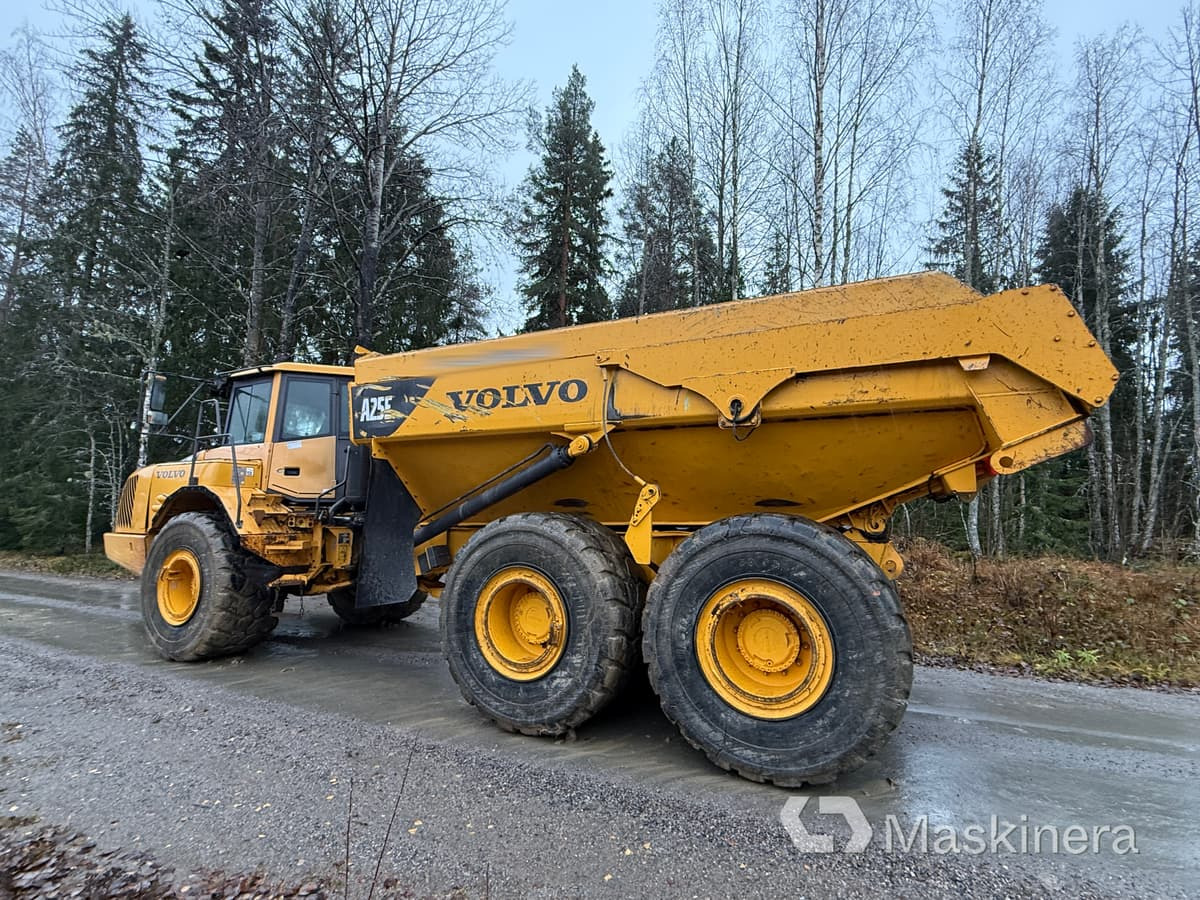 Dumper Volvo A25E 6x6 - Kloubový sklápěč: obrázek 4 Dumper Volvo A25E 6x6 - Kloubový sklápěč: obrázek 4