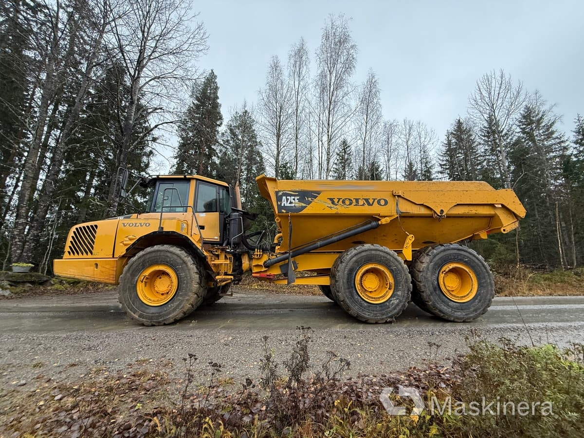 Dumper Volvo A25E 6x6 - Kloubový sklápěč: obrázek 3 Dumper Volvo A25E 6x6 - Kloubový sklápěč: obrázek 3