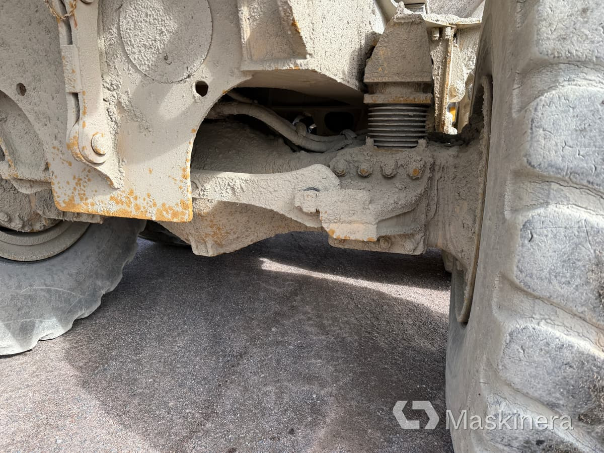 Kloubový sklápěč Dumper Volvo A40G: obrázek 41