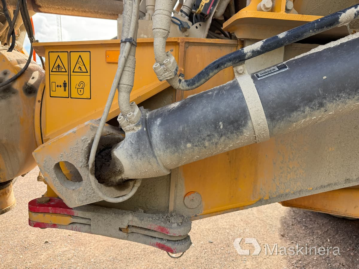 Kloubový sklápěč Dumper Volvo A40G: obrázek 29
