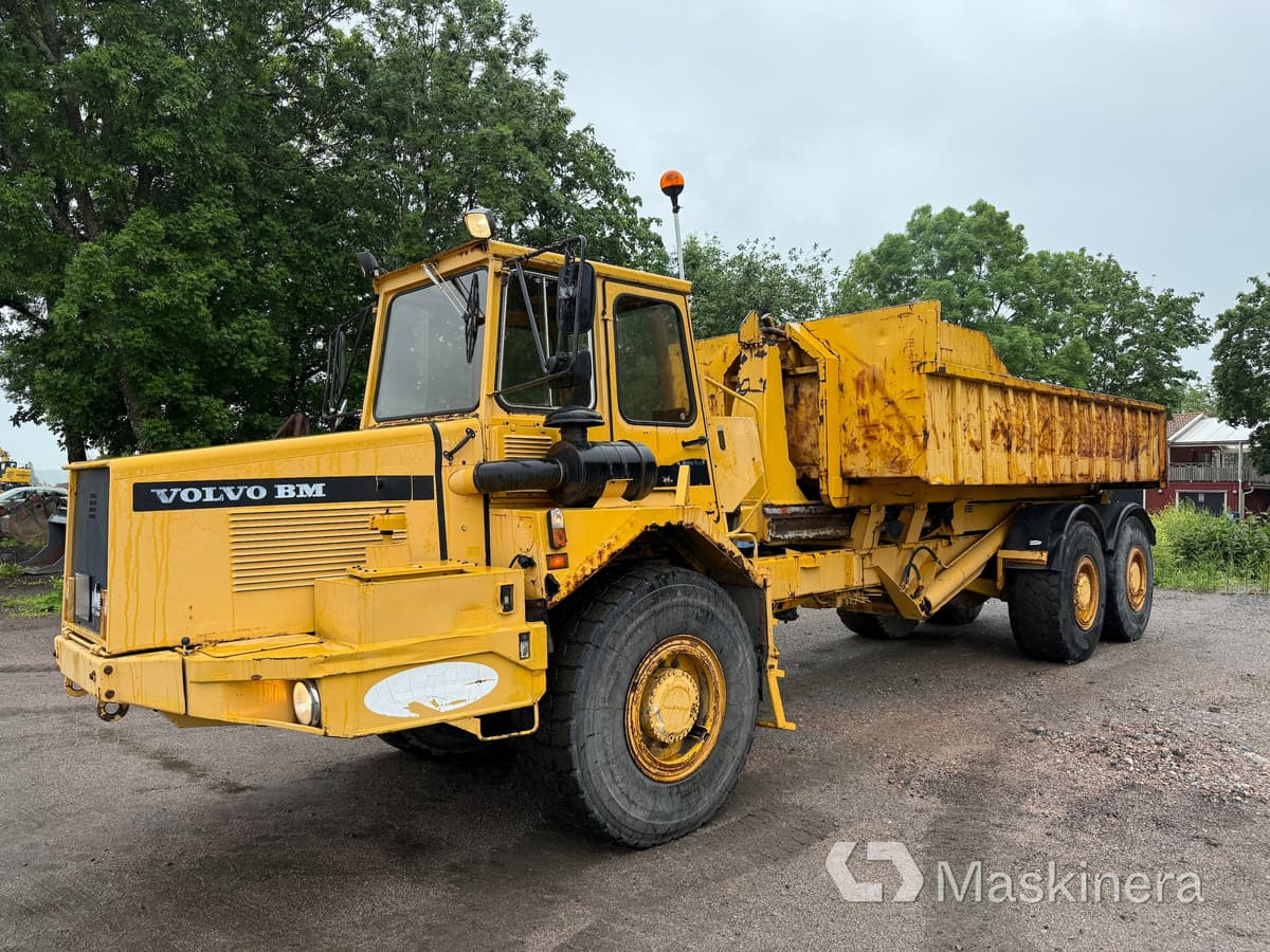 Dumper Volvo BM 5350 6X4 - Kloubový sklápěč: obrázek 1 Dumper Volvo BM 5350 6X4 - Kloubový sklápěč: obrázek 1
