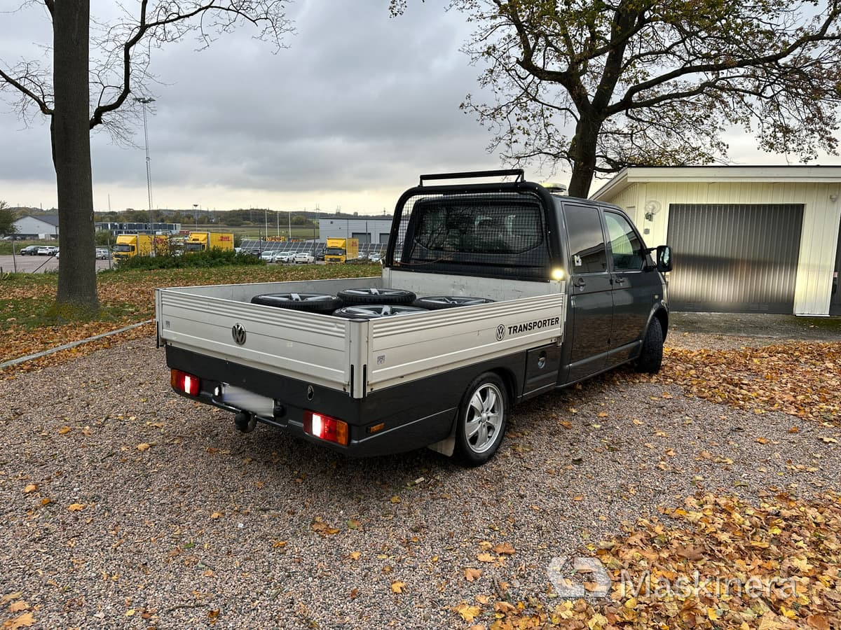 Flakbil Volkswagen Transporter dubbelhytt - Malá dodávka: obrázek 5 Flakbil Volkswagen Transporter dubbelhytt - Malá dodávka: obrázek 5