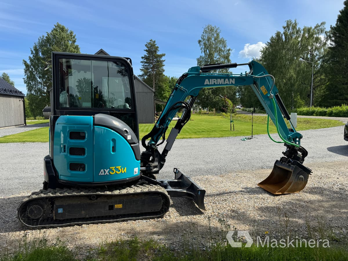 Pásové rýpadlo Grävmaskin Airman AX33u-7 med tillbehör: obrázek 6