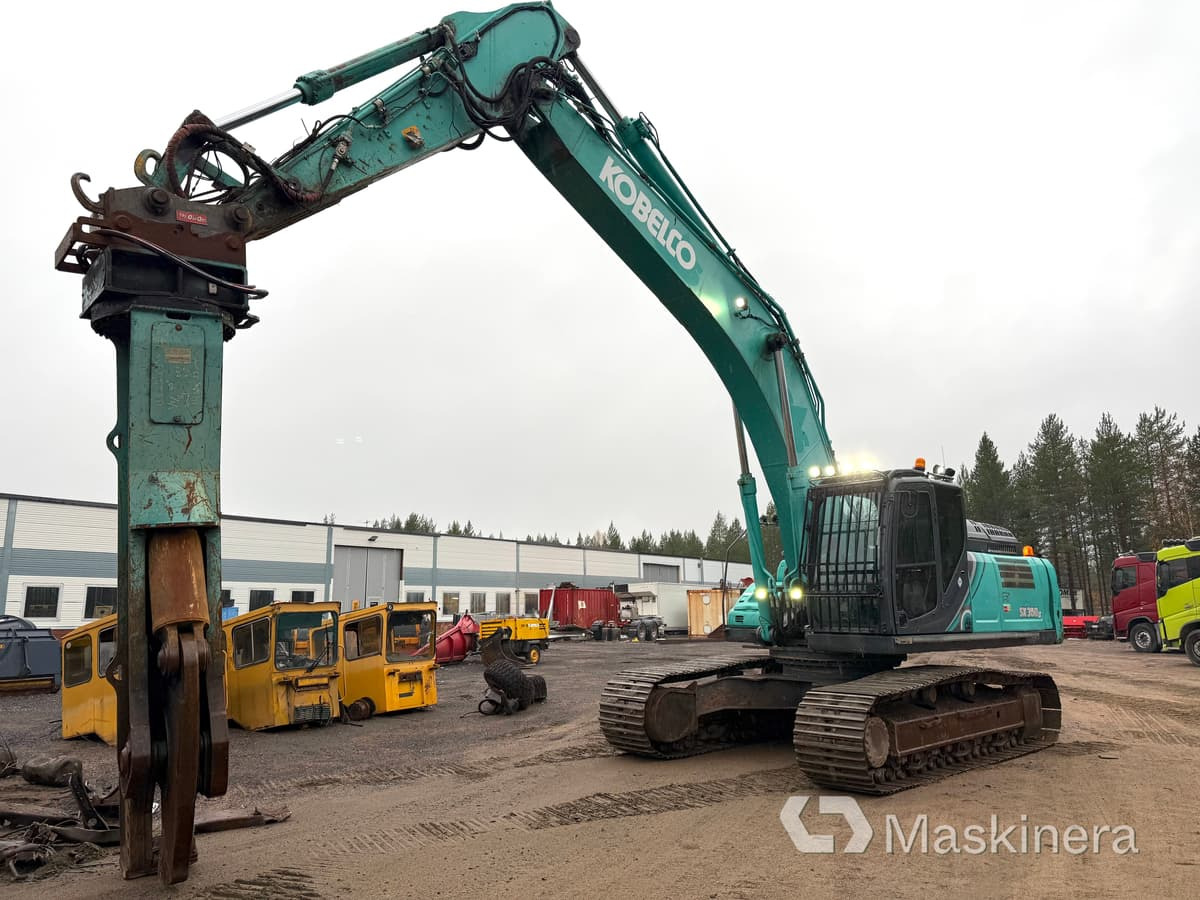 Grävmaskin Kobelco SK350LC-10 med stålsax - Pásové rýpadlo: obrázek 1 Grävmaskin Kobelco SK350LC-10 med stålsax - Pásové rýpadlo: obrázek 1