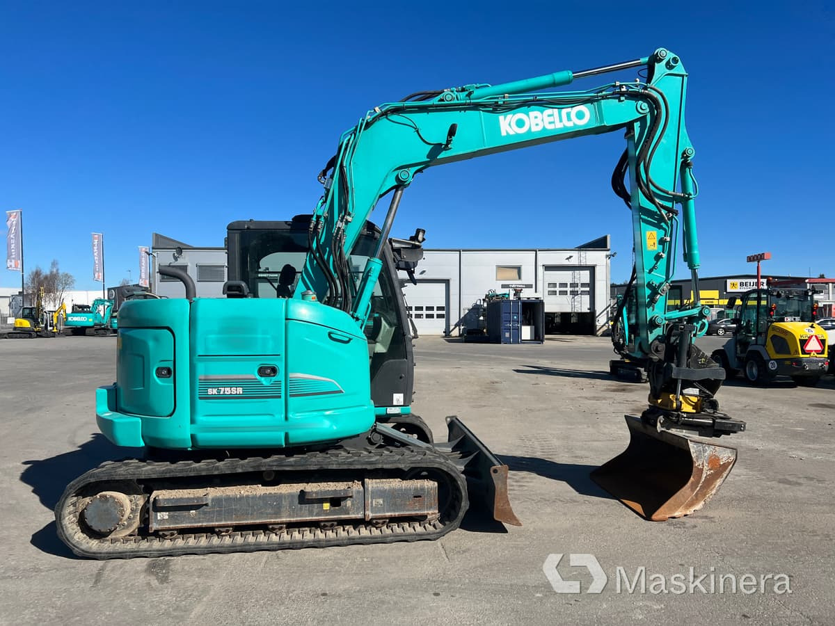 Grävmaskin Kobelco SK75SR-3E - Pásové rýpadlo: obrázek 4 Grävmaskin Kobelco SK75SR-3E - Pásové rýpadlo: obrázek 4