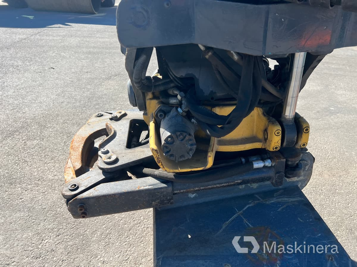 Pásové rýpadlo Grävmaskin Kobelco SK75SR-3E: obrázek 17 Pásové rýpadlo Grävmaskin Kobelco SK75SR-3E: obrázek 17