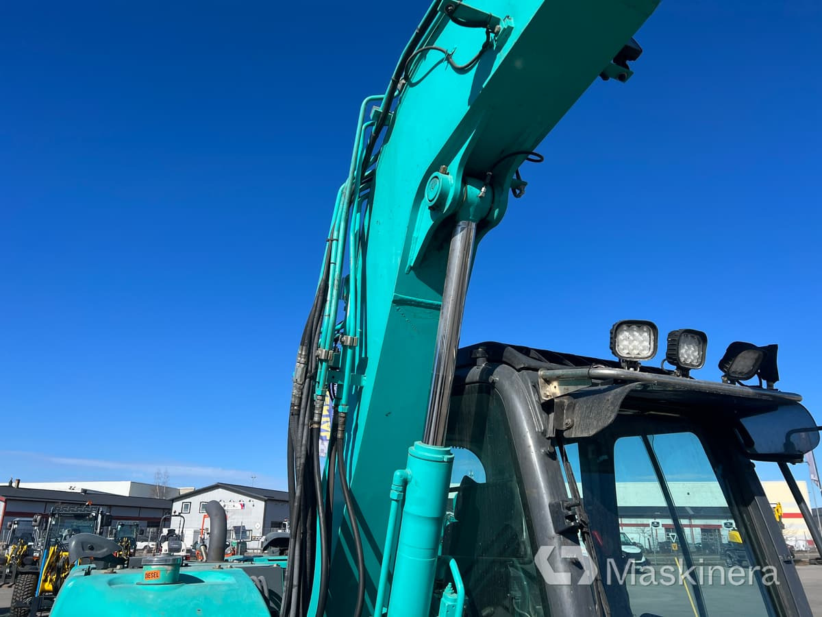 Pásové rýpadlo Grävmaskin Kobelco SK75SR-3E: obrázek 31 Pásové rýpadlo Grävmaskin Kobelco SK75SR-3E: obrázek 31