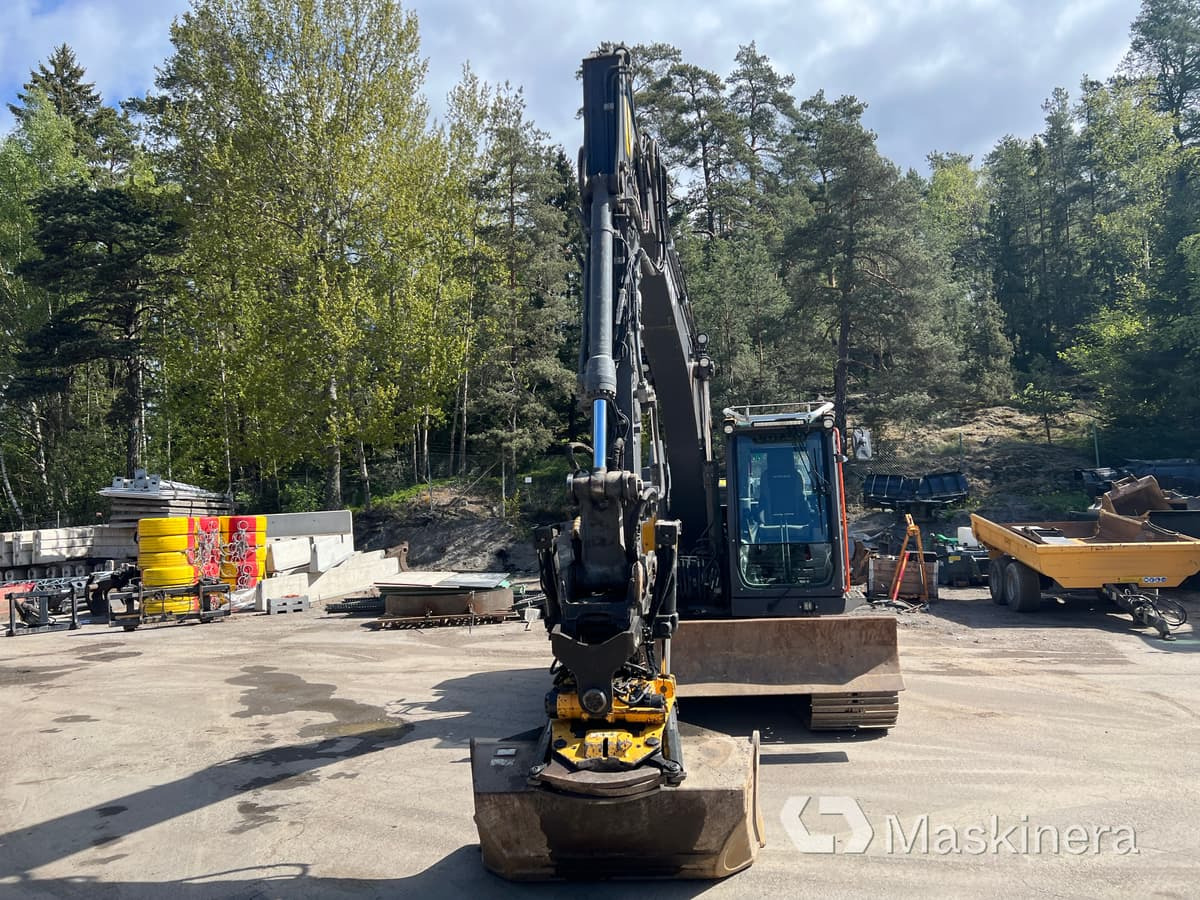 Grävmaskin Volvo EC140EL med 3 skopor - Pásové rýpadlo: obrázek 2 Grävmaskin Volvo EC140EL med 3 skopor - Pásové rýpadlo: obrázek 2