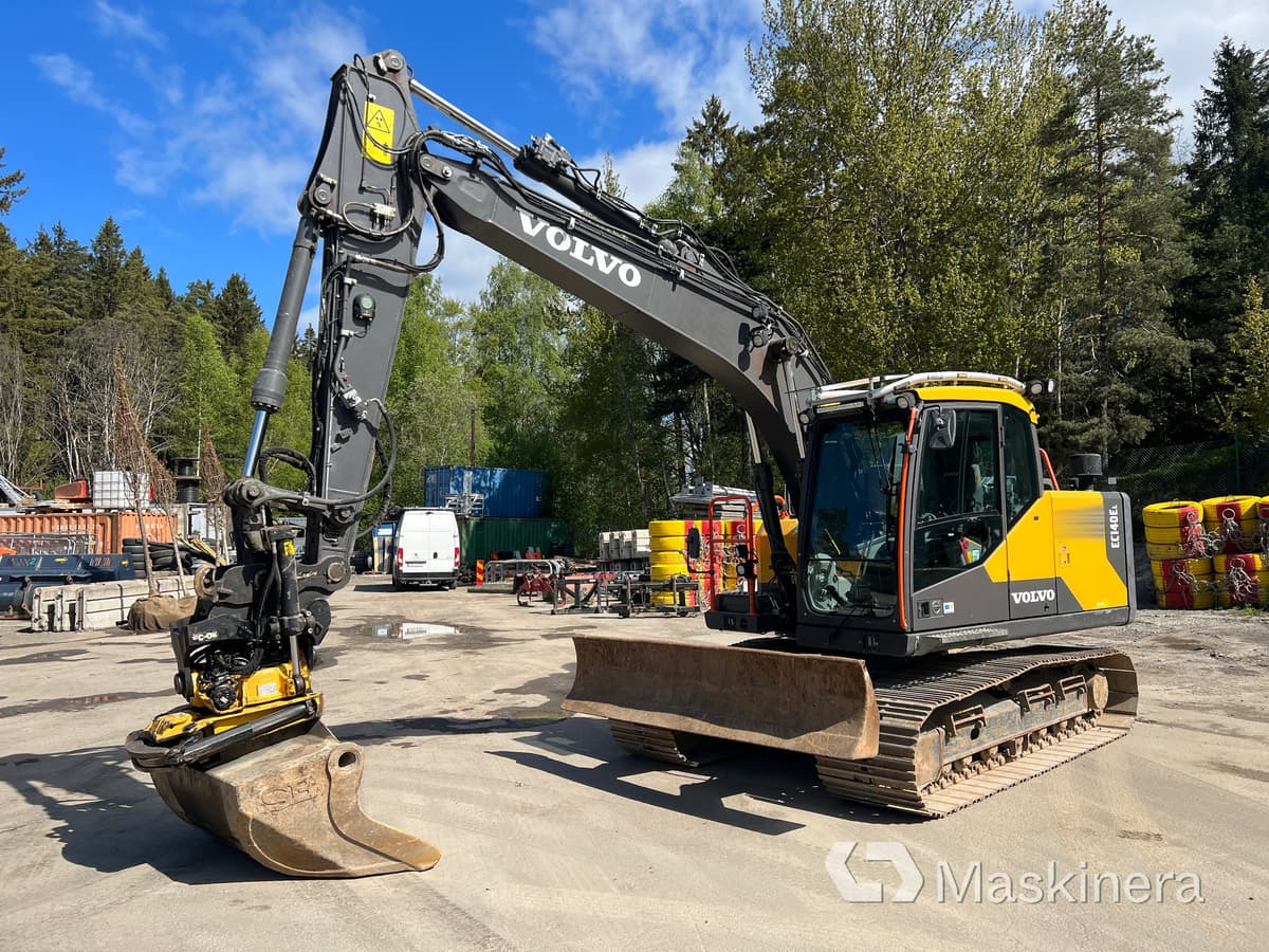 Grävmaskin Volvo EC140EL med 3 skopor - Pásové rýpadlo: obrázek 1 Grävmaskin Volvo EC140EL med 3 skopor - Pásové rýpadlo: obrázek 1