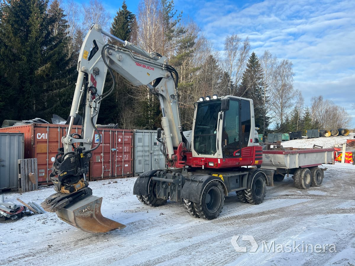 Hjulgrävare Takeuchi TB295W med tillbehör - Pásové rýpadlo: obrázek 1 Hjulgrävare Takeuchi TB295W med tillbehör - Pásové rýpadlo: obrázek 1