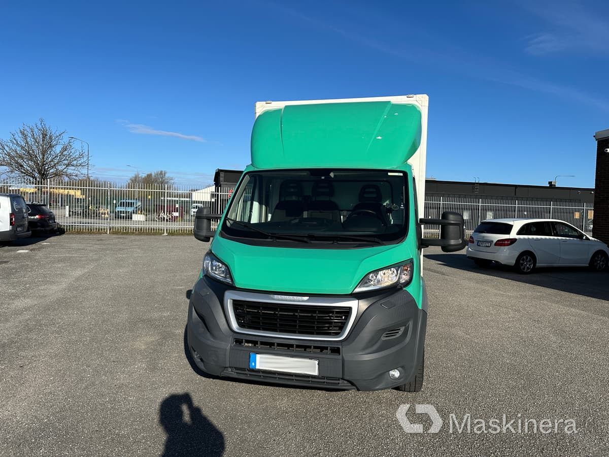 Lastbil Peugeot Boxer 2017 - Dodávka skřín: obrázek 2 Lastbil Peugeot Boxer 2017 - Dodávka skřín: obrázek 2