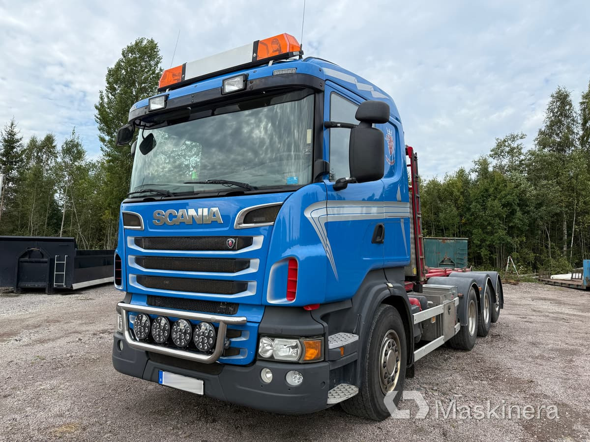 Lastväxlare Scania R560 8x4 Tridem - Hákový nosič kontejnerů: obrázek 1 Lastväxlare Scania R560 8x4 Tridem - Hákový nosič kontejnerů: obrázek 1